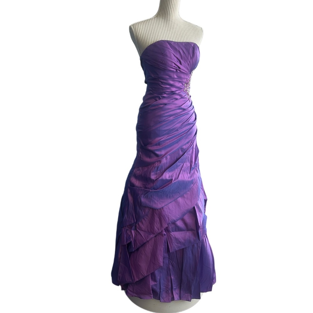 Chic Strapless Purple Evening Dress